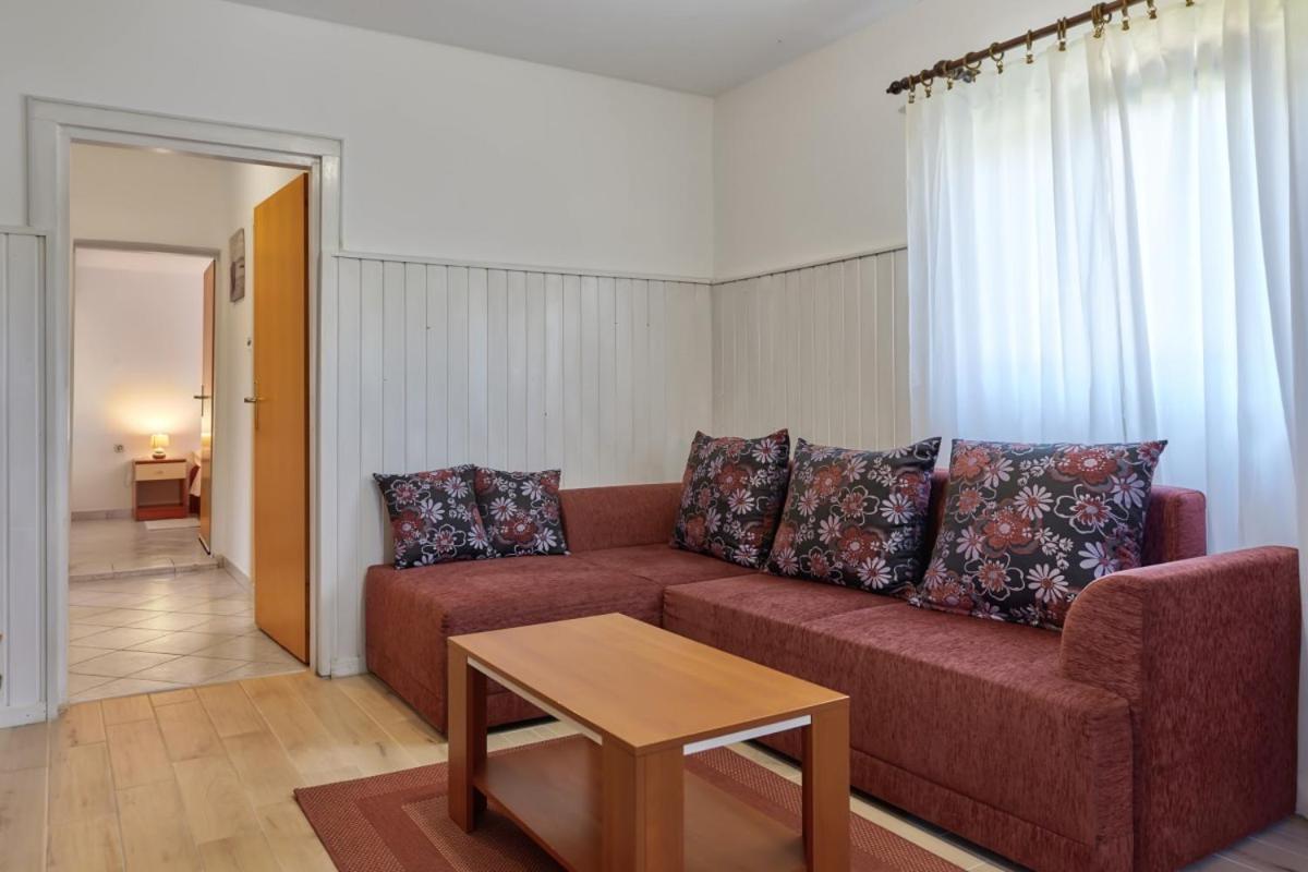 Diana In Medulin * Istrien Hotel Екстериор снимка